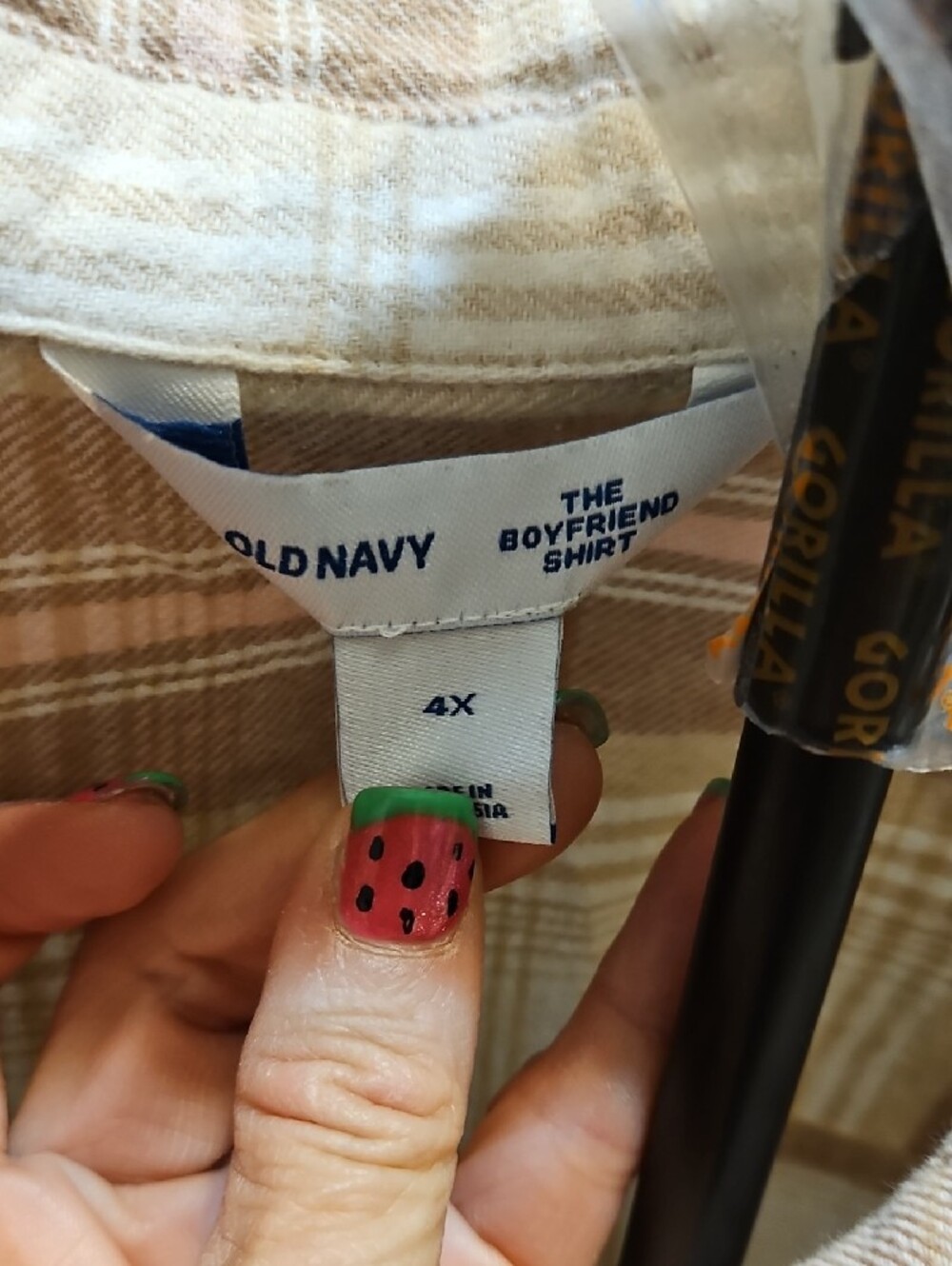 Old Navy Cream, Pink and Tan Plaid Button-Down Shirt - Picture 7 of 10